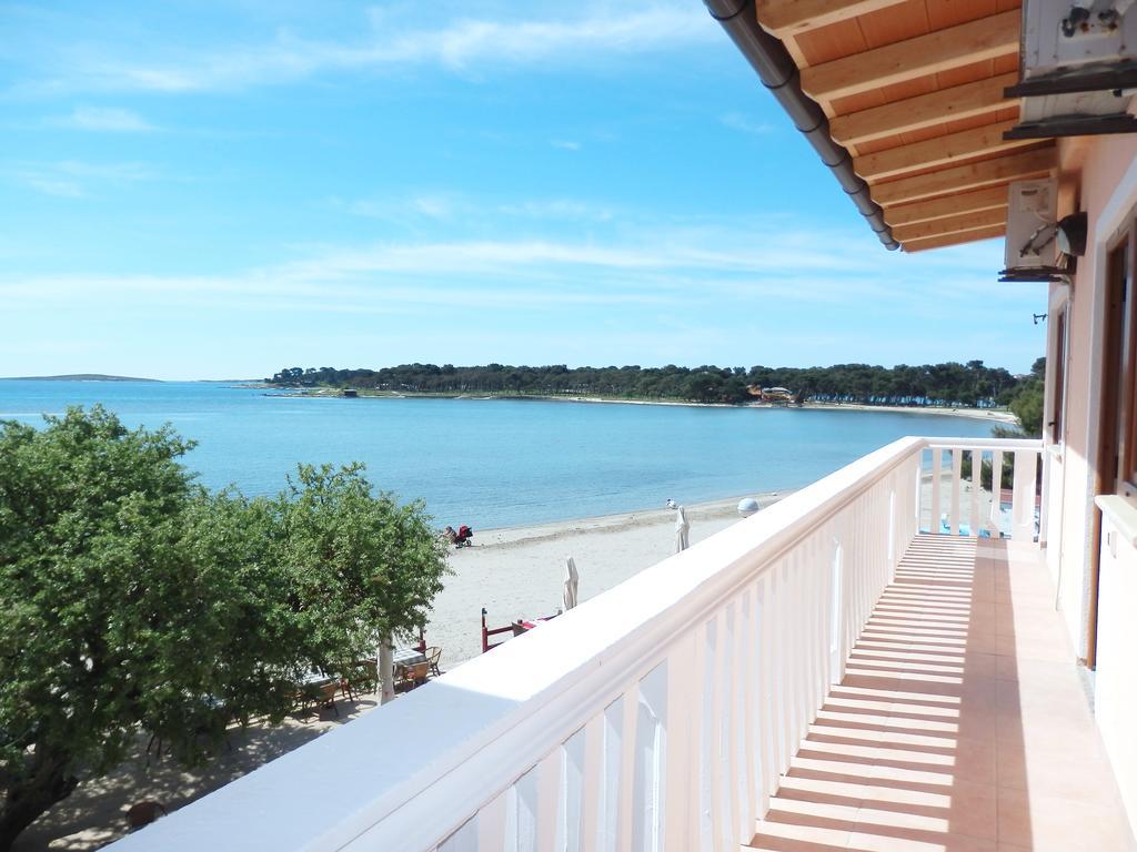 Apartments Idila Медулин Экстерьер фото